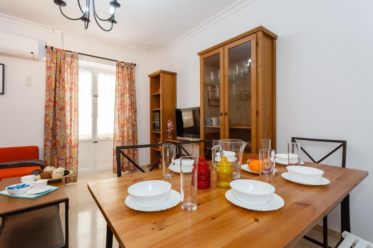 Casa Comandante Filipinas Apartment Кадис Екстериор снимка