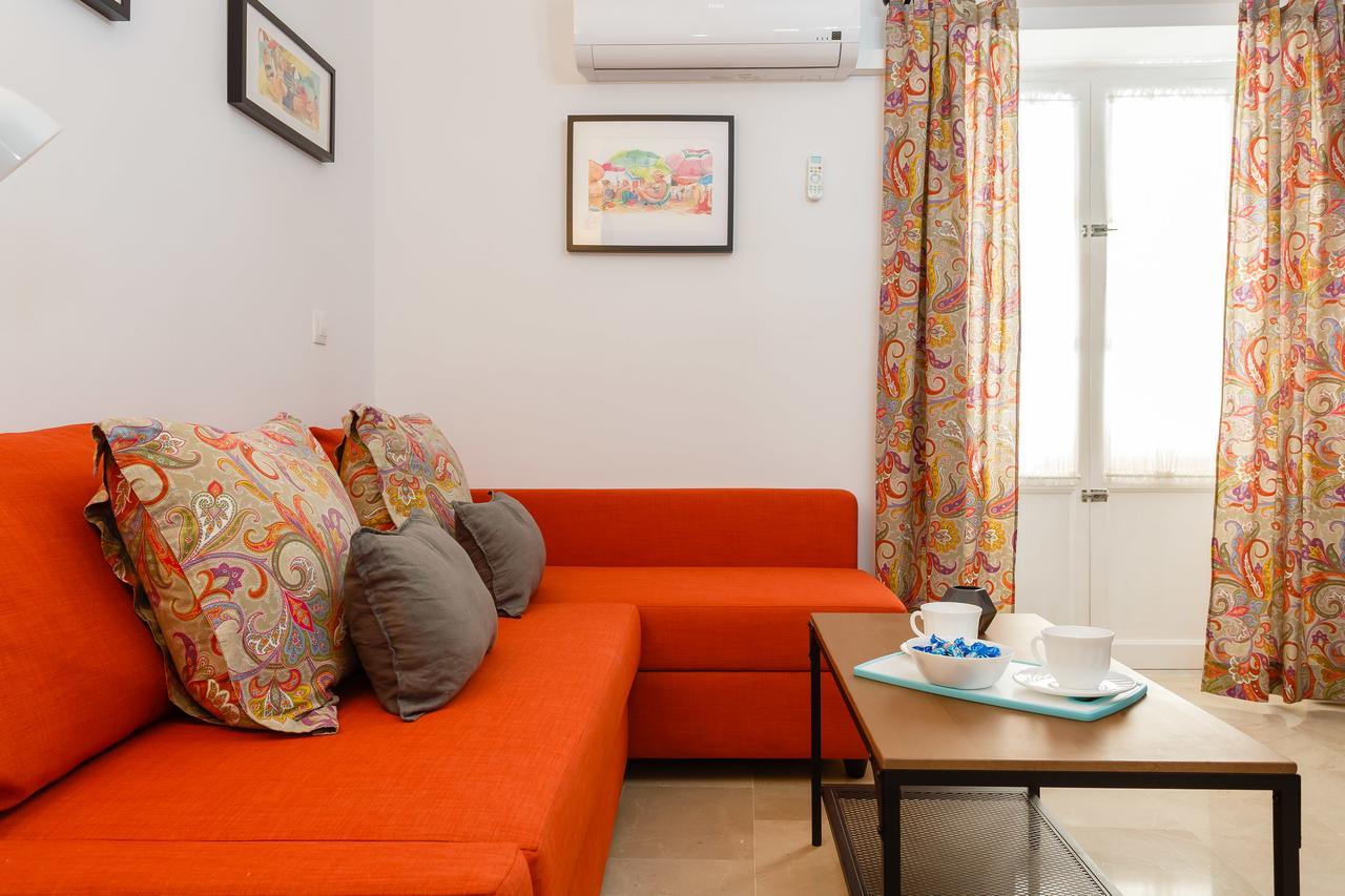 Casa Comandante Filipinas Apartment Кадис Екстериор снимка